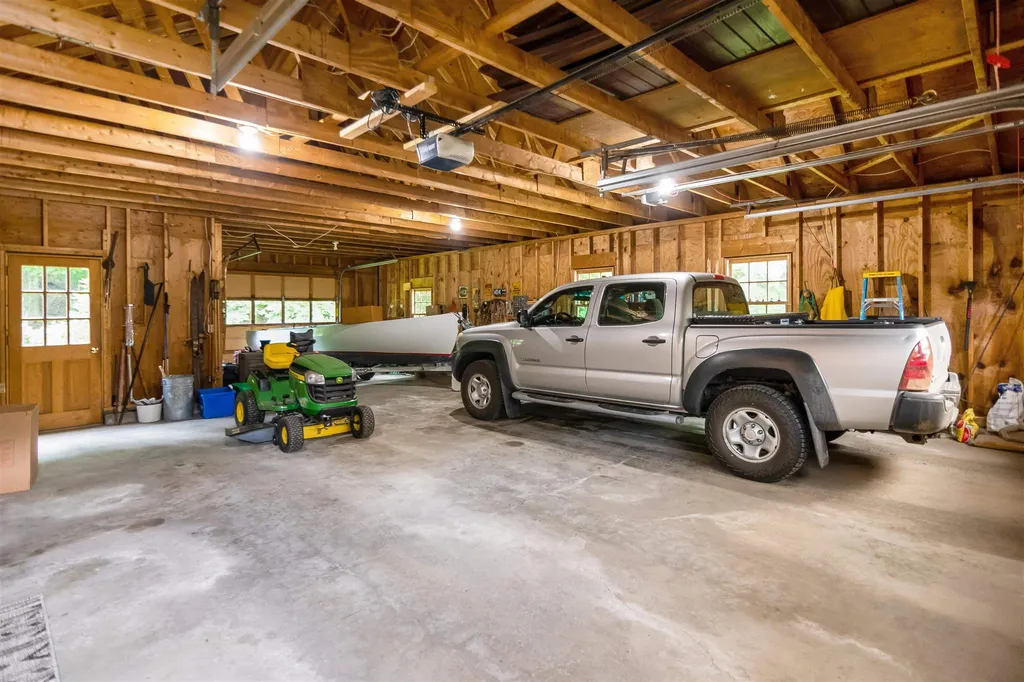 2518 Mountain Road Stowe VT 05672