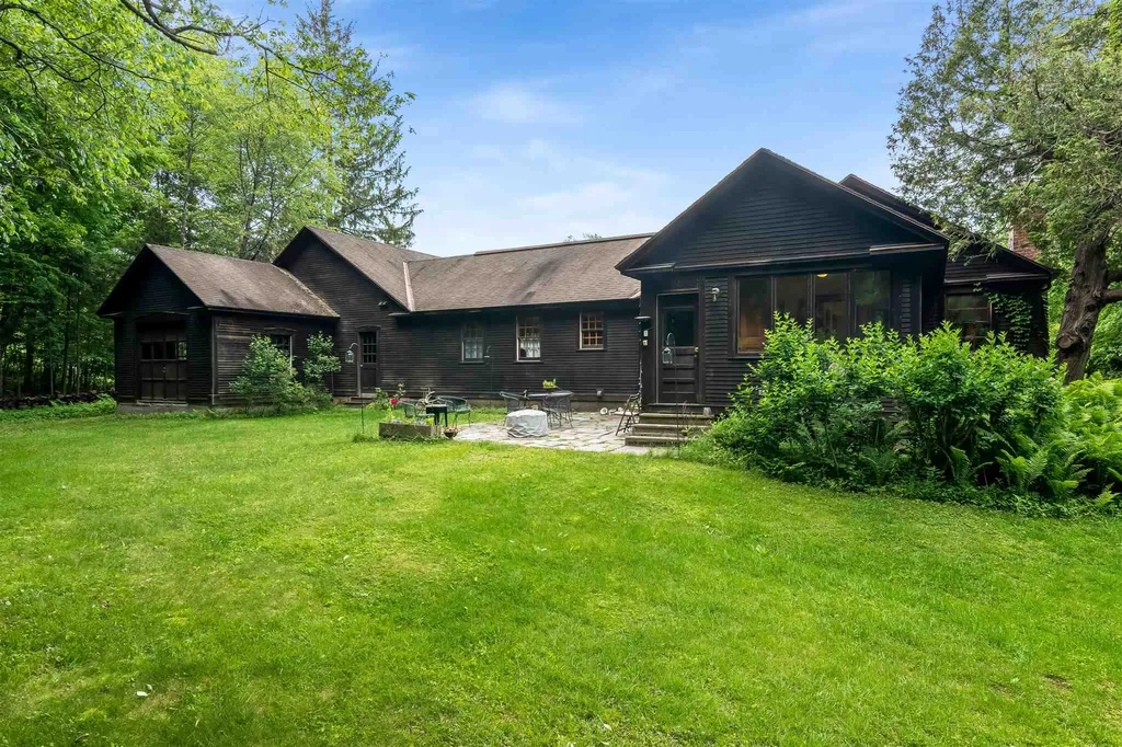 2518 Mountain Road Stowe VT 05672