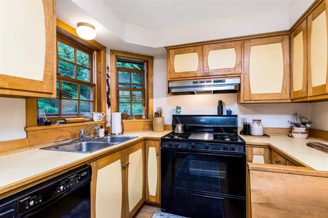 2518 Mountain Road Stowe VT 05672