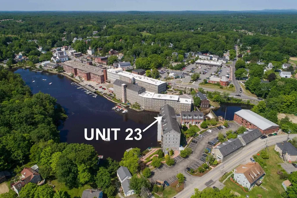 6 Bay Road Newmarket NH 03857