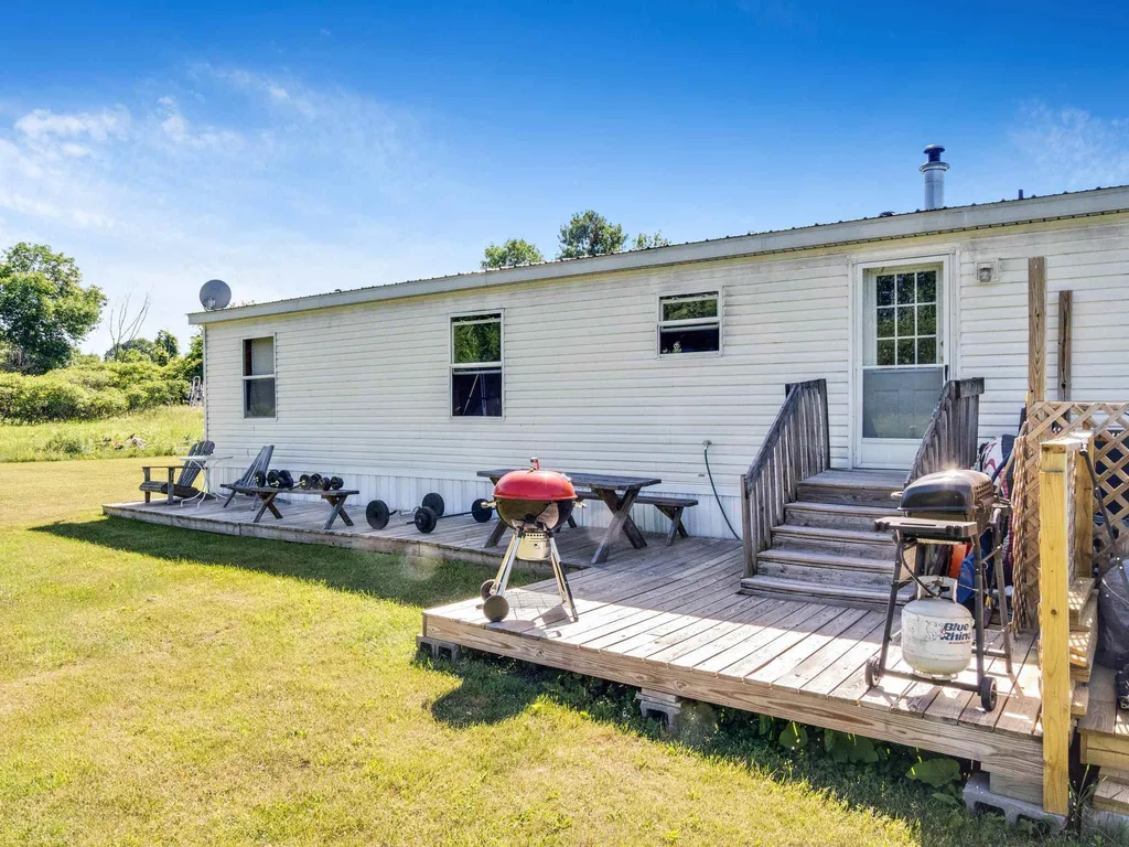 1555 Main Street Isle La Motte VT 05463