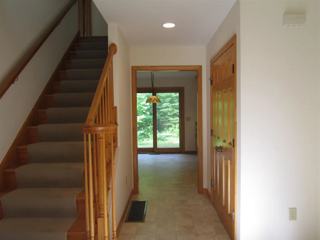 196 Wilder Lane New London NH 03257