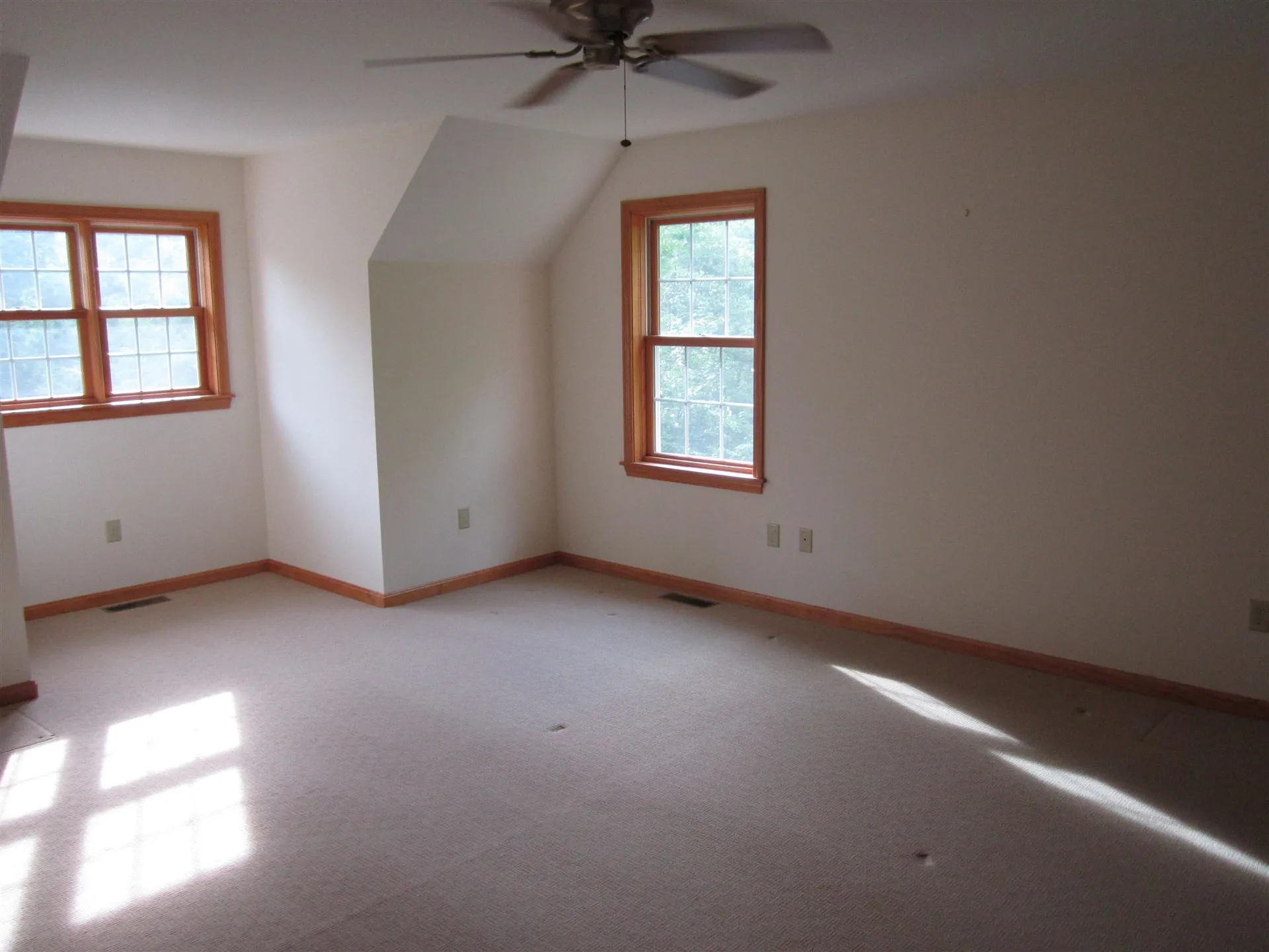 196 Wilder Lane New London NH 03257