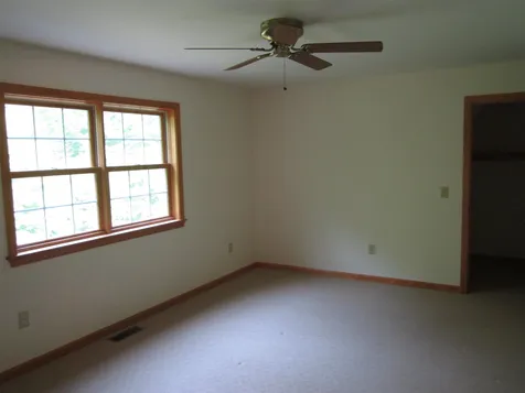 196 Wilder Lane New London NH 03257