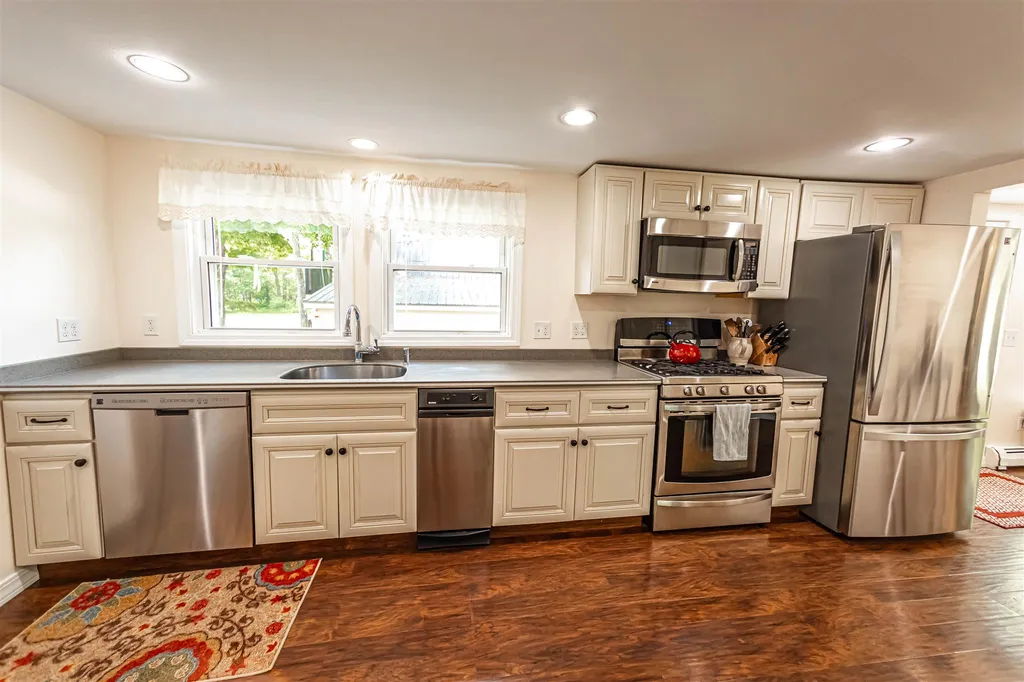 422 Spring Street Farmington NH 03835