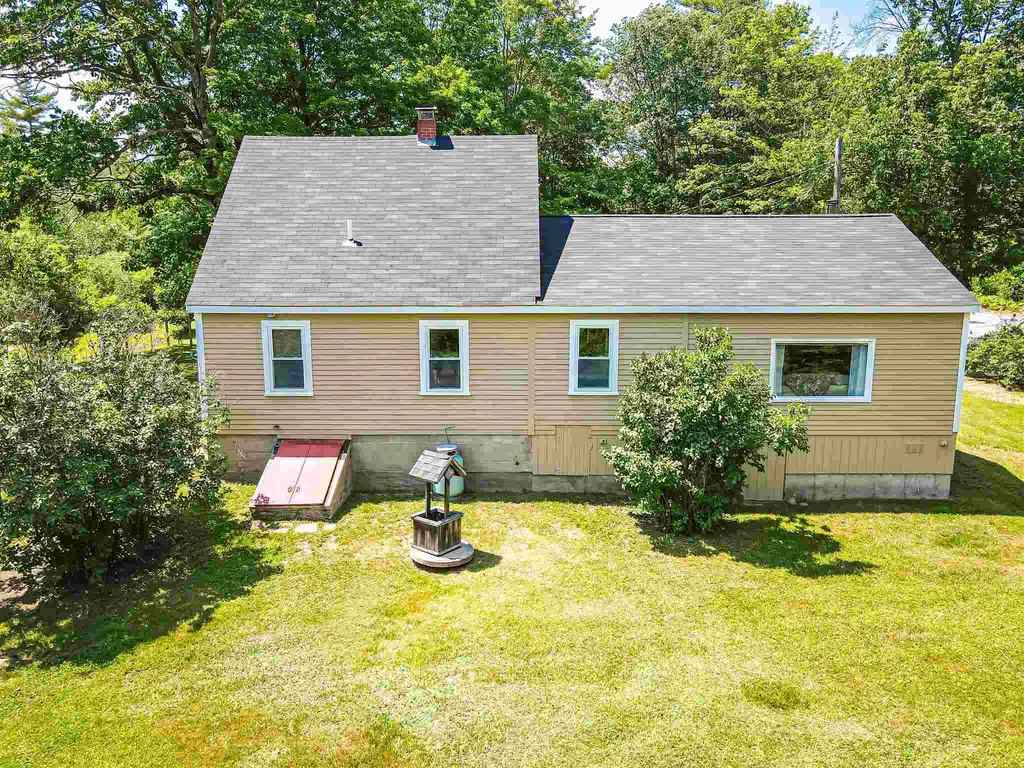 422 Spring Street Farmington NH 03835