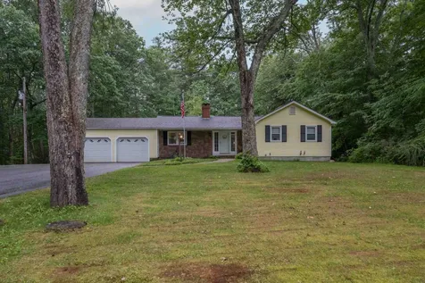 228 Lucas Pond Road Northwood NH 03261