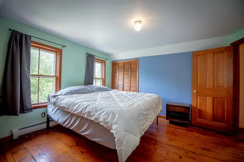 17 Waukeena Lake Road Danbury NH 03230