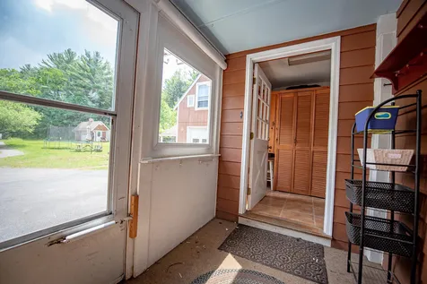 17 Waukeena Lake Road Danbury NH 03230