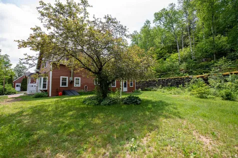 17 Waukeena Lake Road Danbury NH 03230