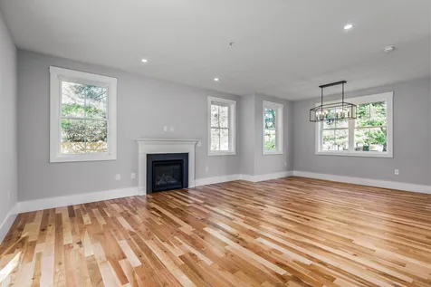 152 Mast Road Dover NH 03820