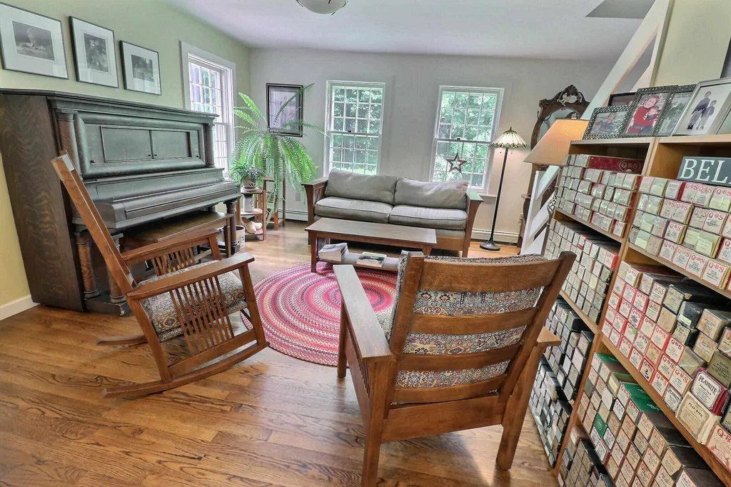 237 Brookside Drive New London NH 03257