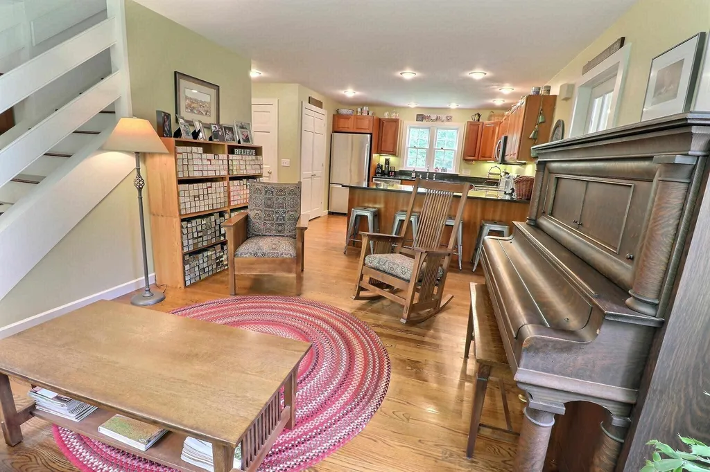 237 Brookside Drive New London NH 03257