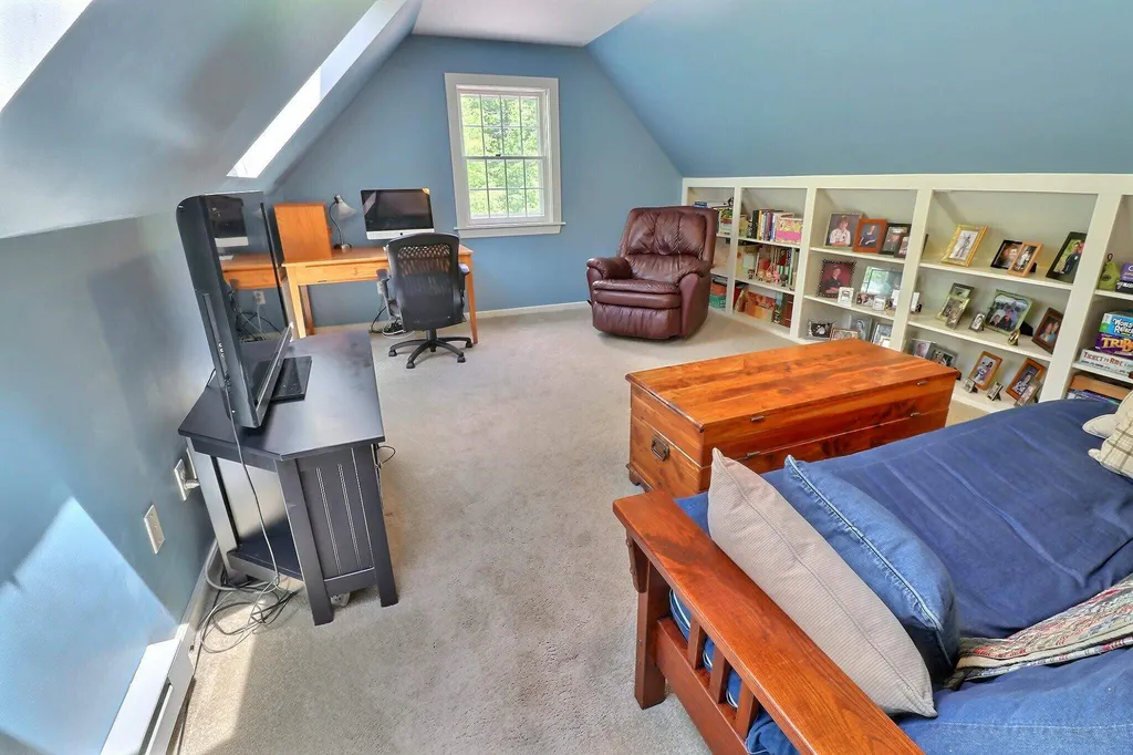 237 Brookside Drive New London NH 03257