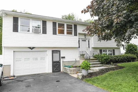 39 Brennan Street Manchester NH 03109