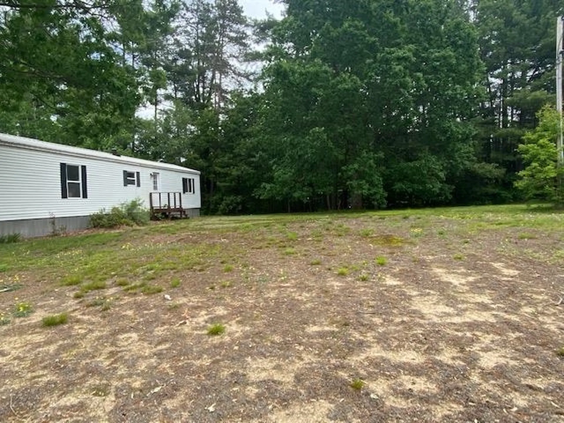 7 Village Drive Raymond NH 03077