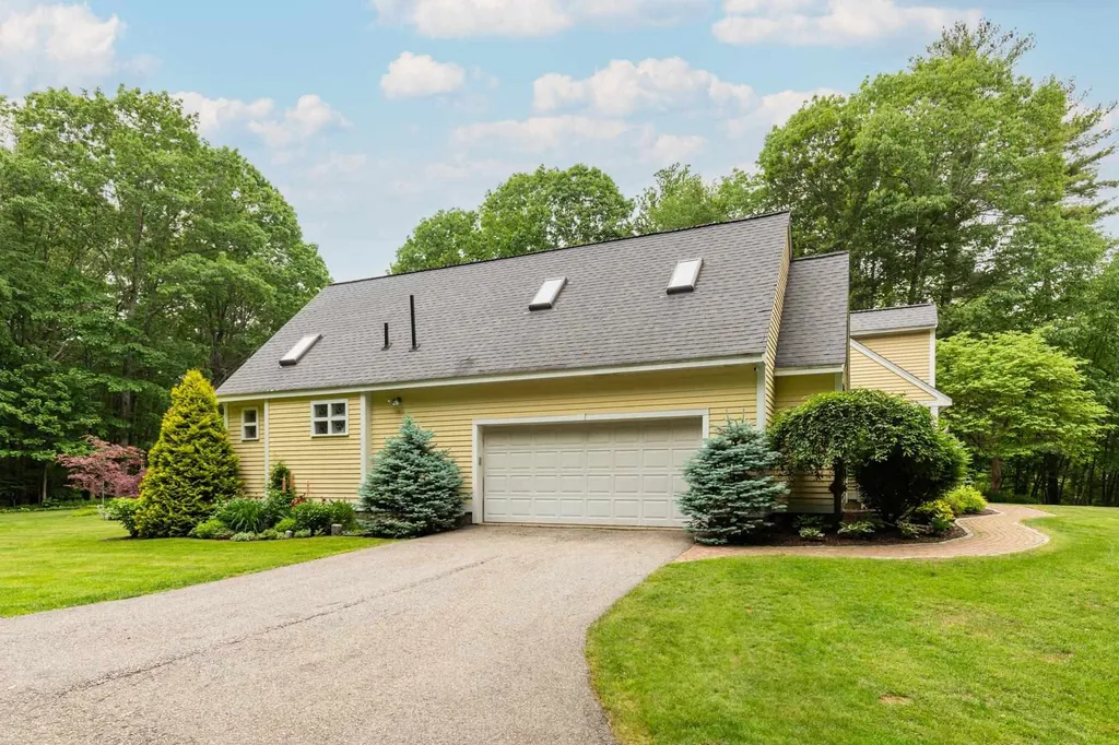 36 Allen Farm Lane Greenland NH 03840
