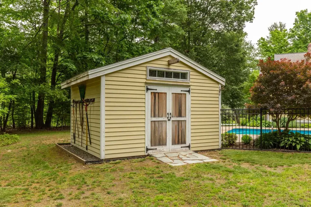 36 Allen Farm Lane Greenland NH 03840