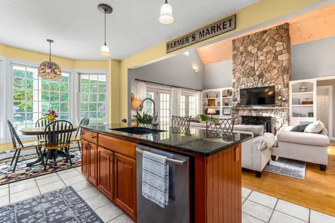 36 Allen Farm Lane Greenland NH 03840