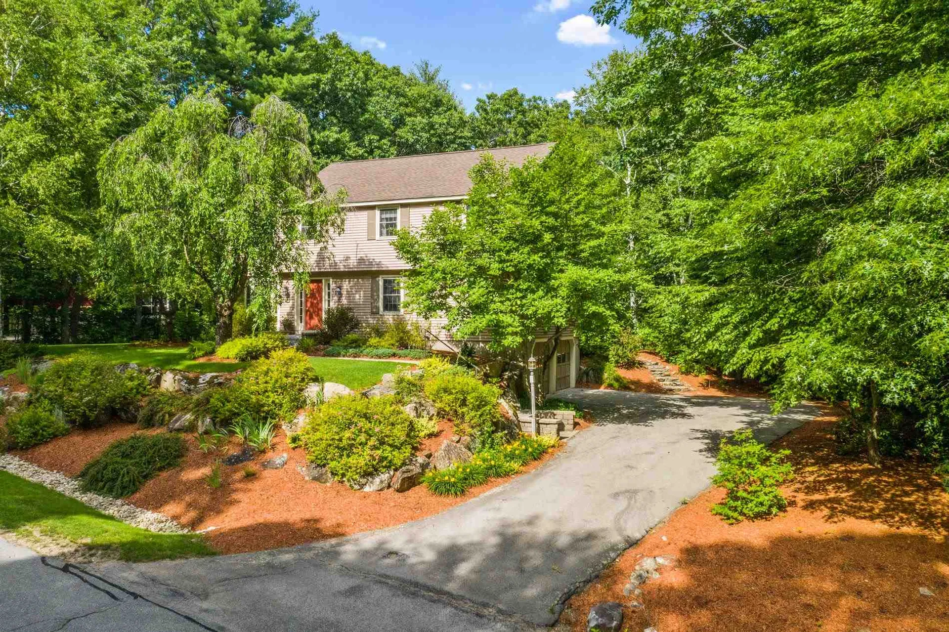 5 Crestwood Court Amherst NH 03031