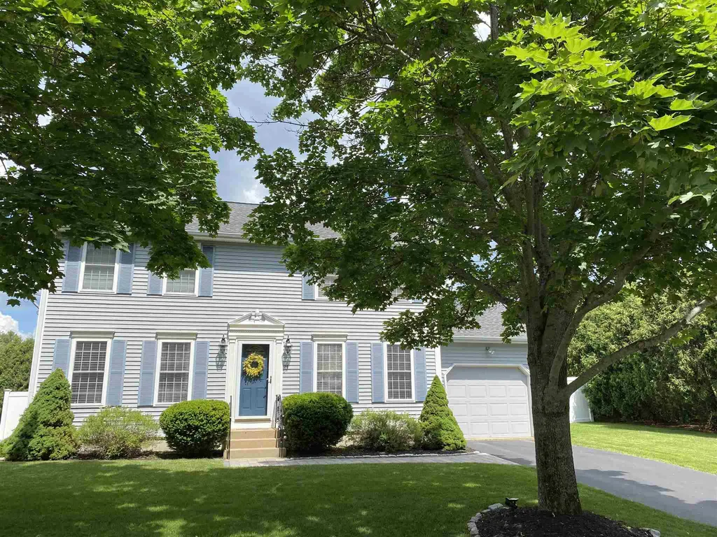 21 Garden Walk Drive Manchester NH 03109
