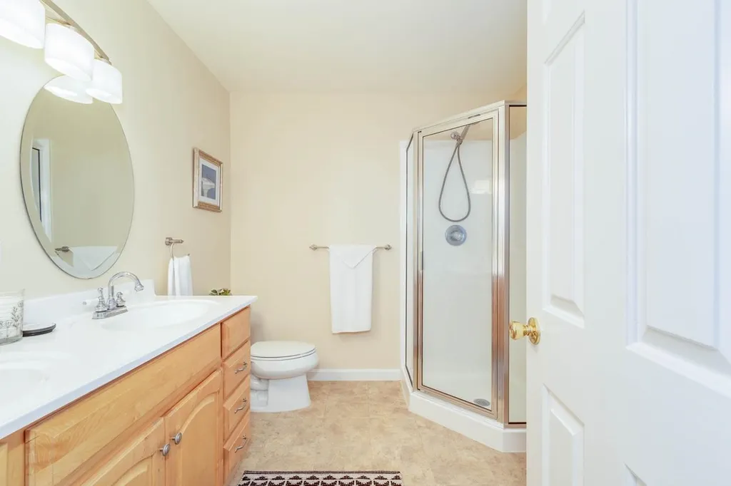 89 Ledgewood Hills Drive Nashua NH 03062