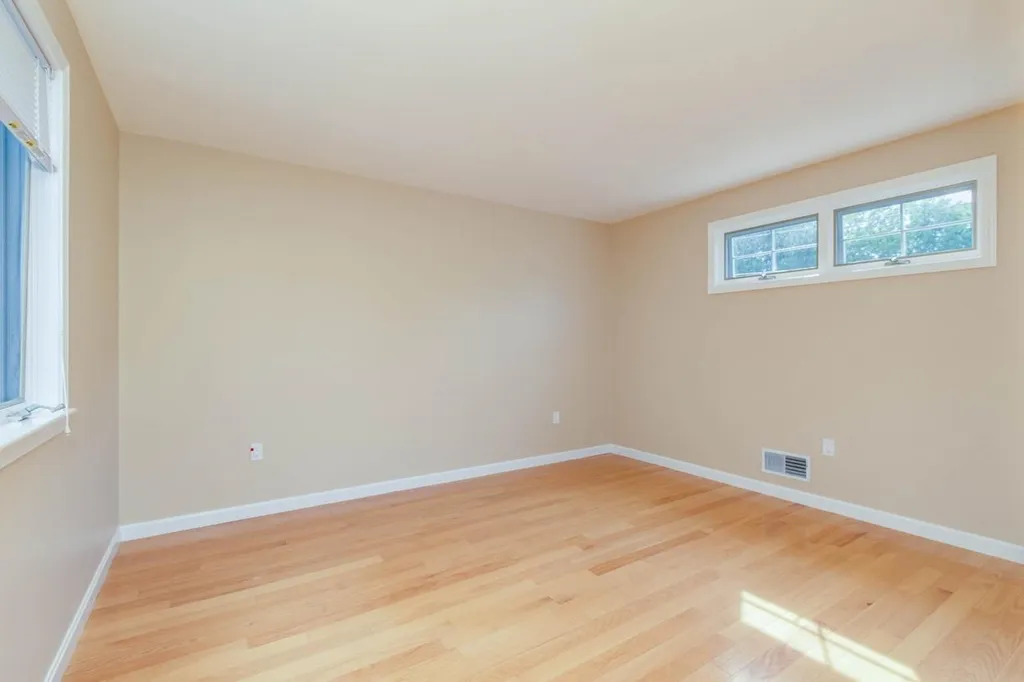 89 Ledgewood Hills Drive Nashua NH 03062