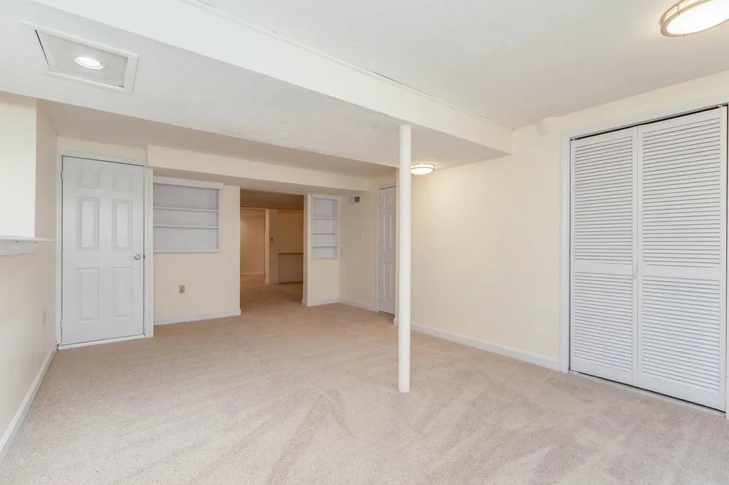 89 Ledgewood Hills Drive Nashua NH 03062