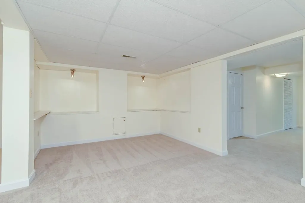 89 Ledgewood Hills Drive Nashua NH 03062