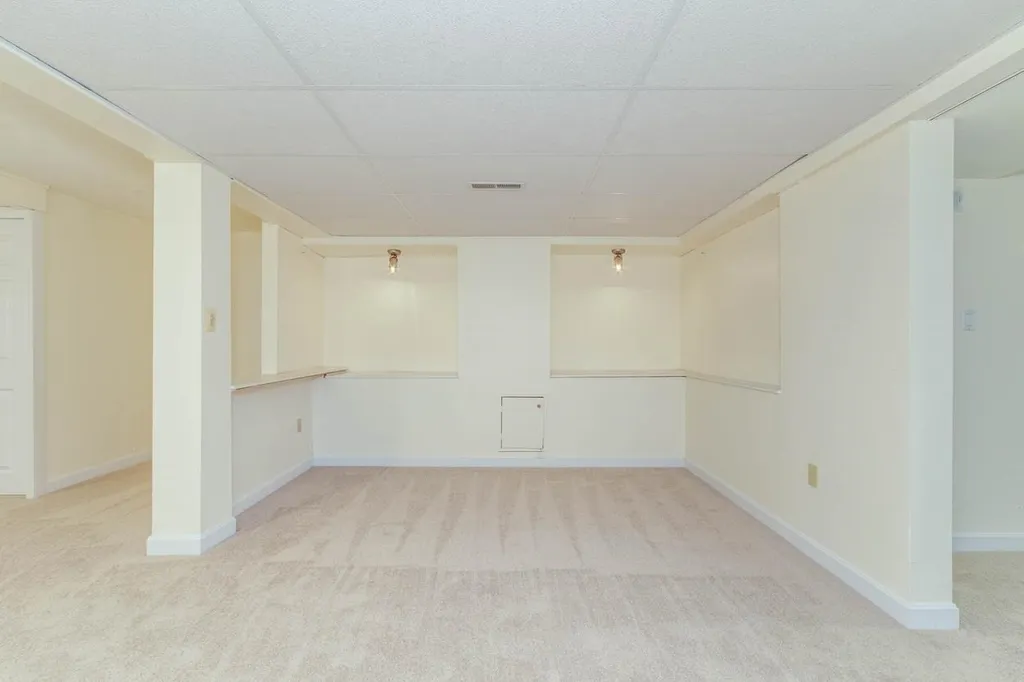 89 Ledgewood Hills Drive Nashua NH 03062