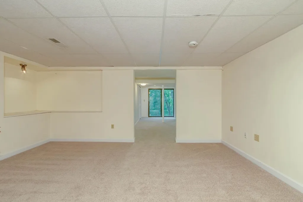 89 Ledgewood Hills Drive Nashua NH 03062
