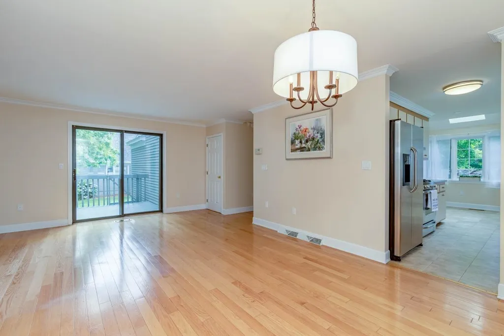 89 Ledgewood Hills Drive Nashua NH 03062
