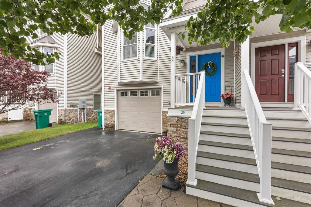 25 Duston Avenue Hampton NH 03842