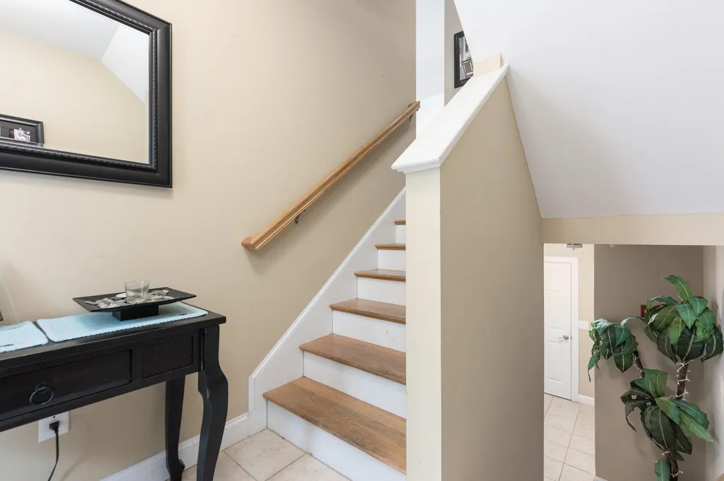 25 Duston Avenue Hampton NH 03842