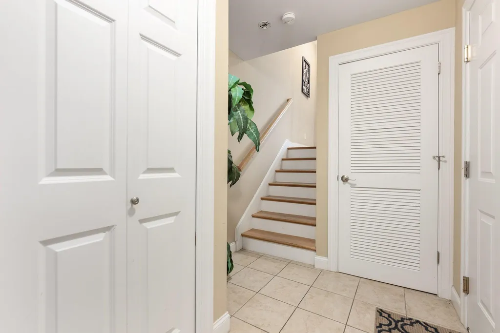 25 Duston Avenue Hampton NH 03842