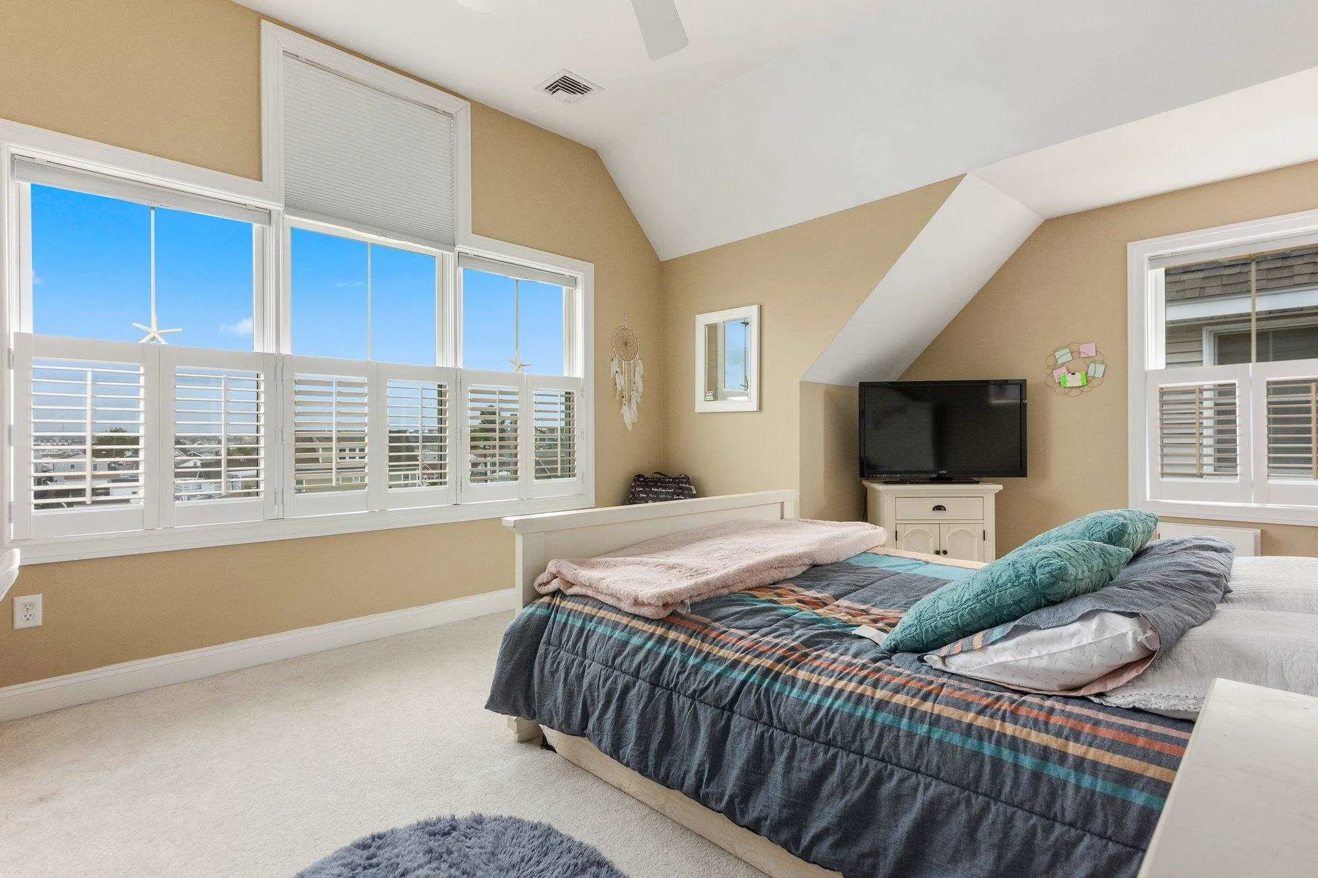25 Duston Avenue Hampton NH 03842