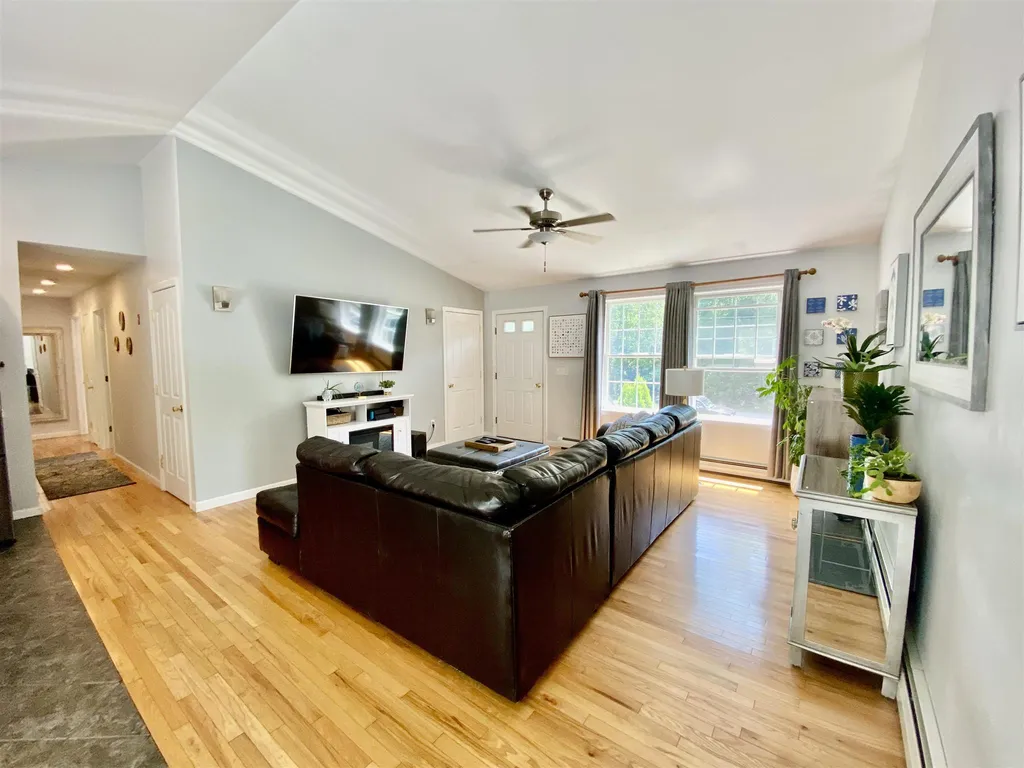 144 Knox Lane Berwick ME 03901
