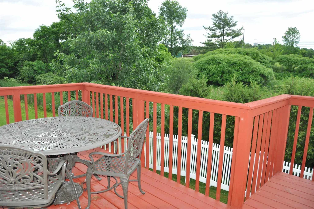 87 Cottage Lane Middlebury VT 05753