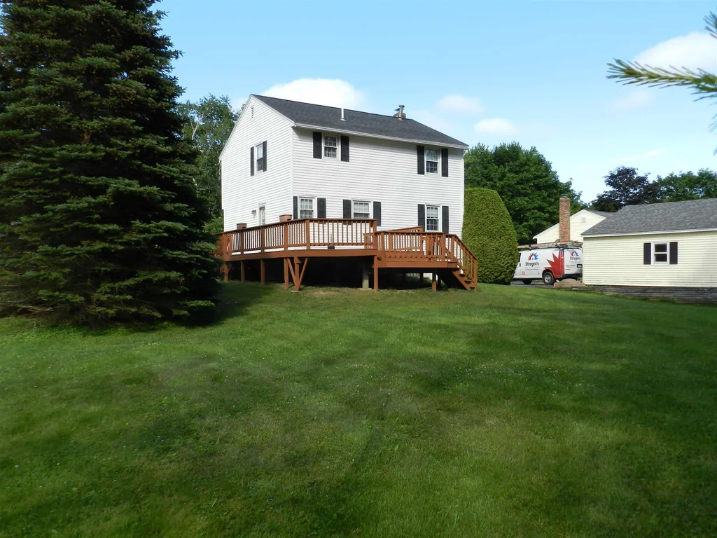 65 Toftree Lane Dover NH 03820
