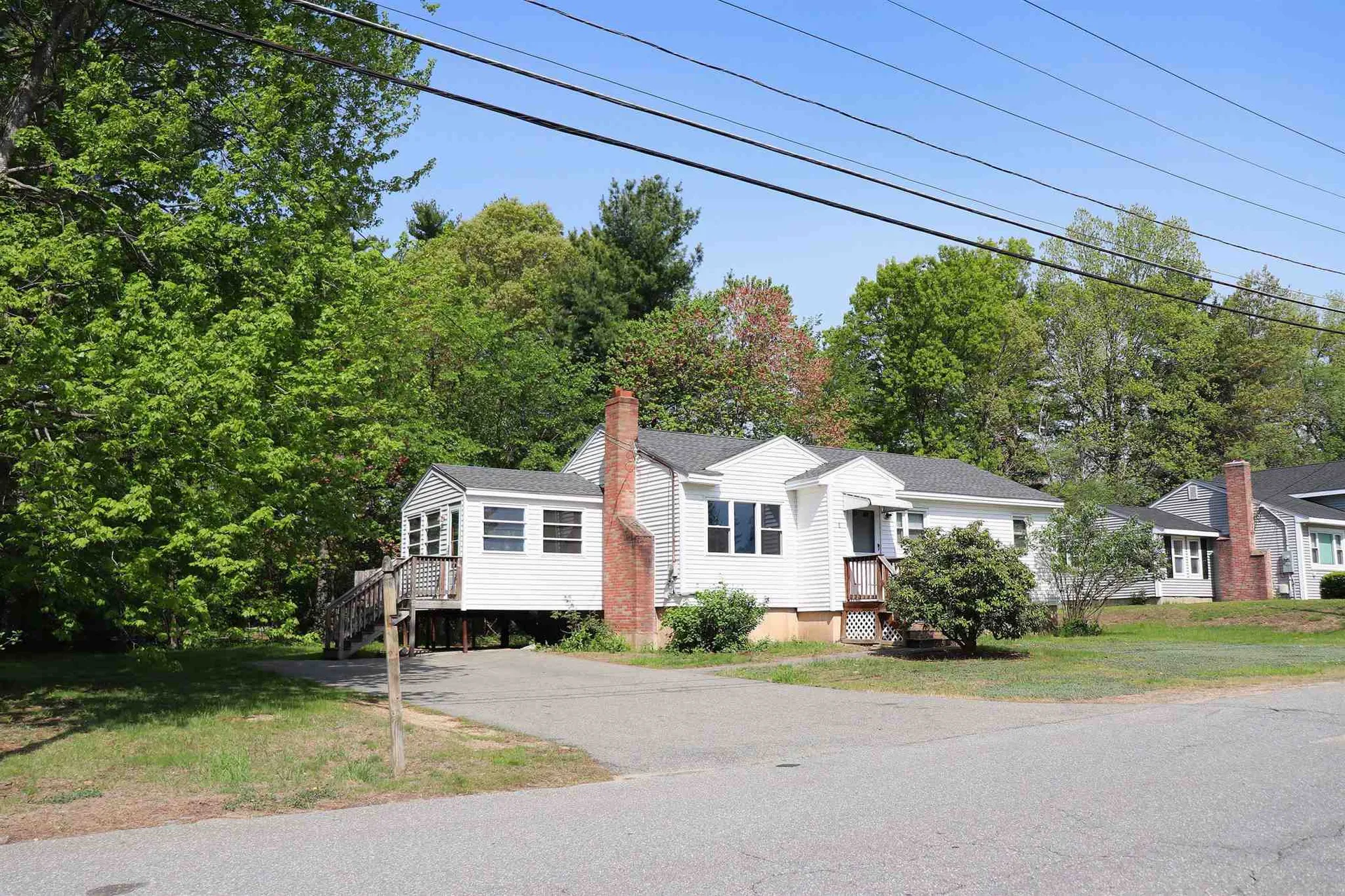8 Haigh Avenue Salem NH 03079