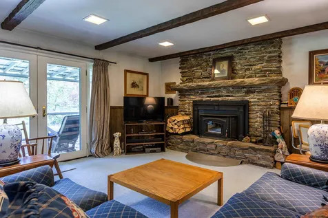 136 Old Sawmill Road Londonderry VT 05148