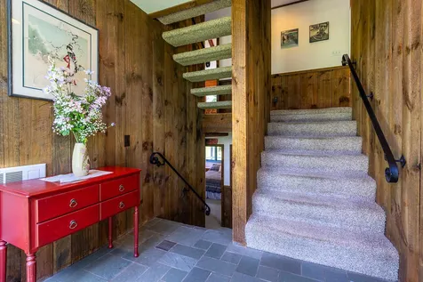 136 Old Sawmill Road Londonderry VT 05148