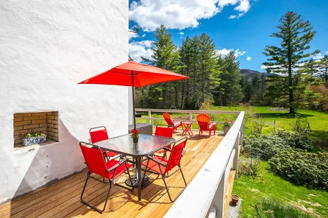 136 Old Sawmill Road Londonderry VT 05148