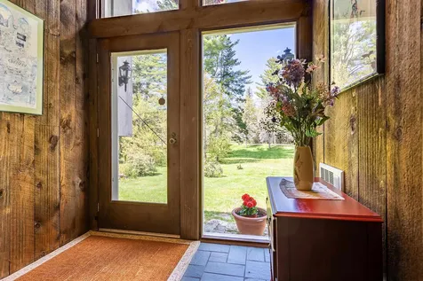 136 Old Sawmill Road Londonderry VT 05148