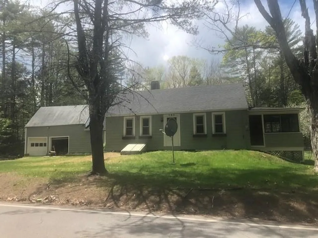 702 Stage Road Sanbornton NH 03269