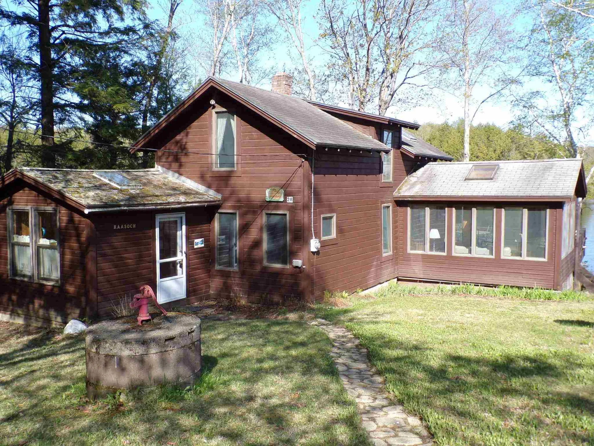 28 Shadowland Road Alstead NH 03602