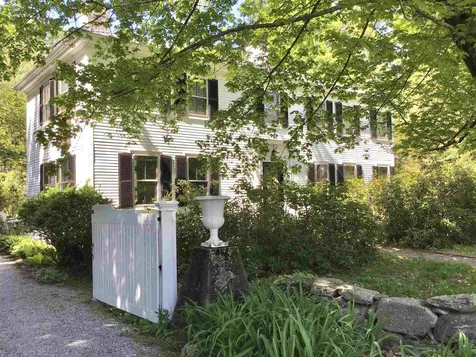 11 High Street Boscawen NH 03303