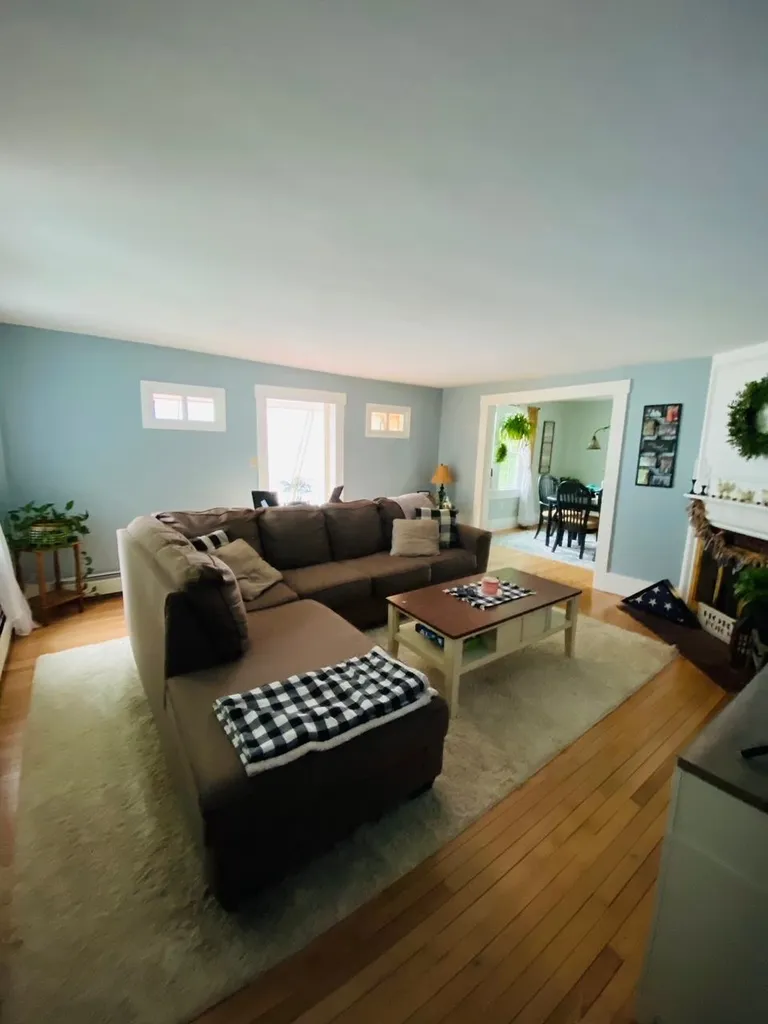 415 Lower Bay Road Sanbornton NH 03269
