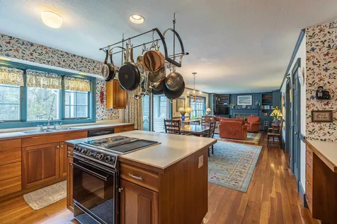 58 Frothingham Road New London NH 03257