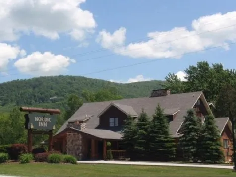998 U S Route 4 East Rutland Town VT 05701